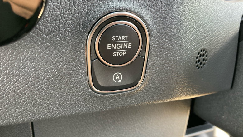 Mercedes-Benz Sprinter 315Cdi L2 Diesel Rwd 3.5t H2 Pro Van 9G-Tronic